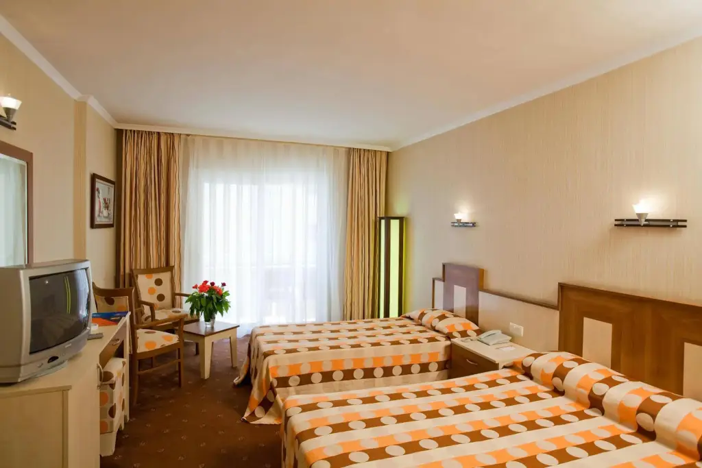 Окурджалар: Calido Sol Hotel