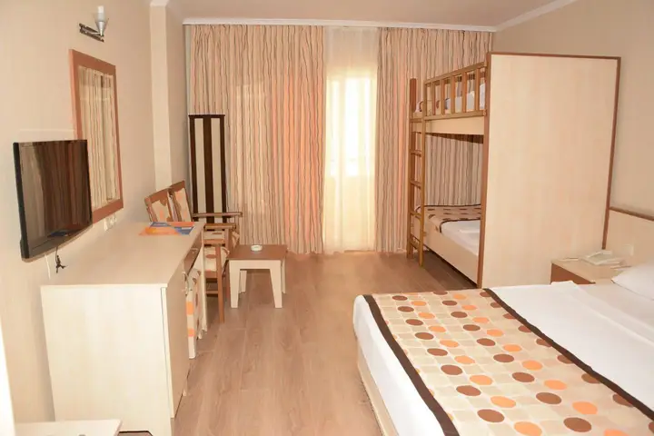 Окурджалар: Calido Sol Hotel