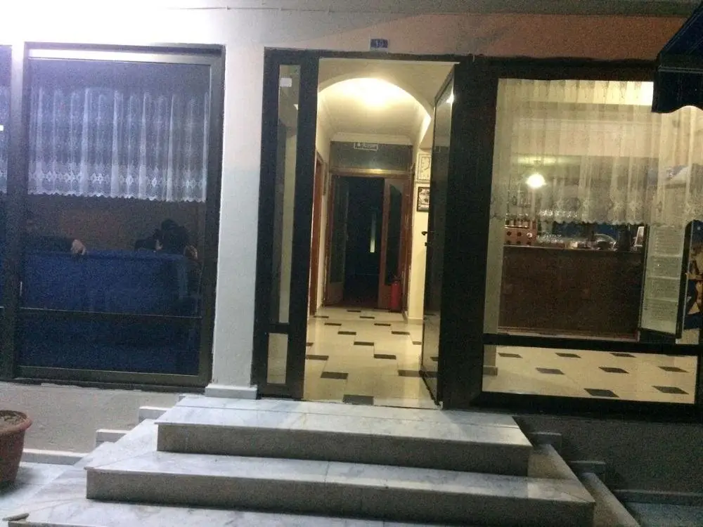 Кушадасы: Paris Otel