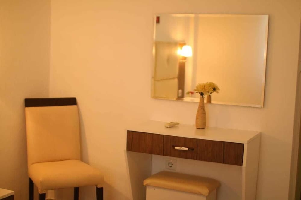 Битез: Safa Hotel