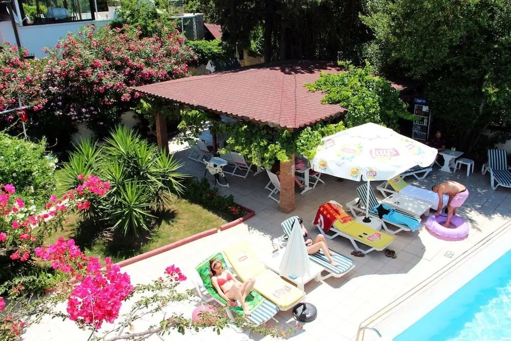 Битез: Safa Hotel