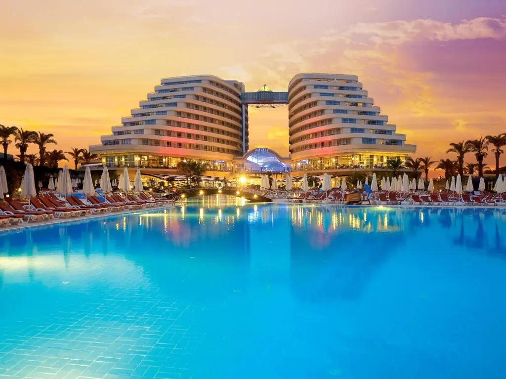 Отель Miracle Resort - All Inclusive — фото 1