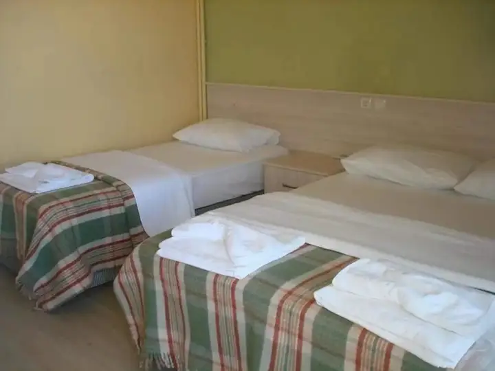 Бабакале: Denizhan Hotel & Restaurant