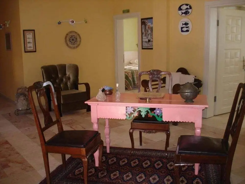 Бабакале: Denizhan Hotel & Restaurant