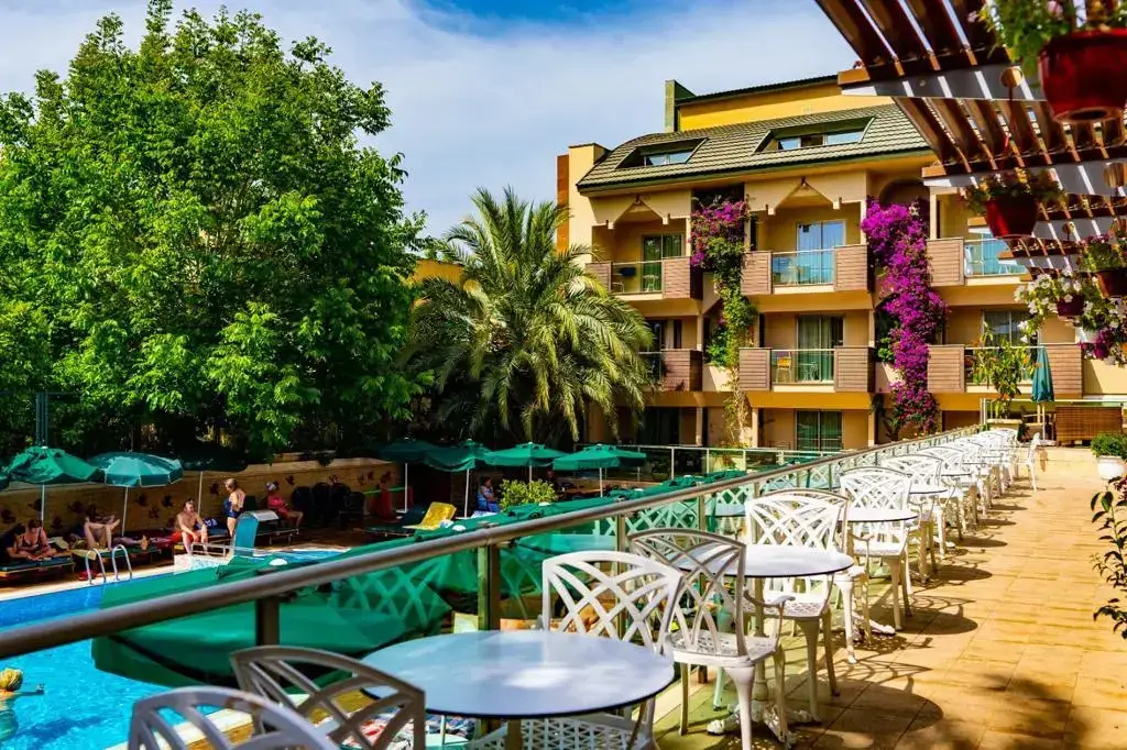 Кемер: Ambassador Plaza Hotel