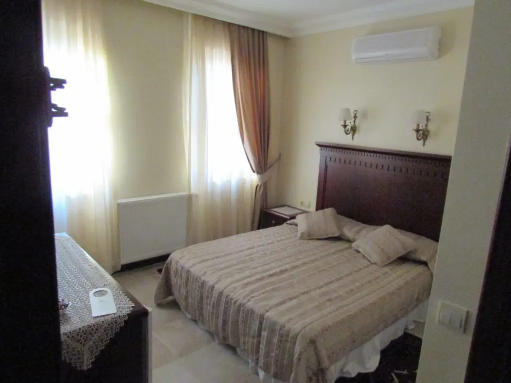 Айвалык: Hotel Alya