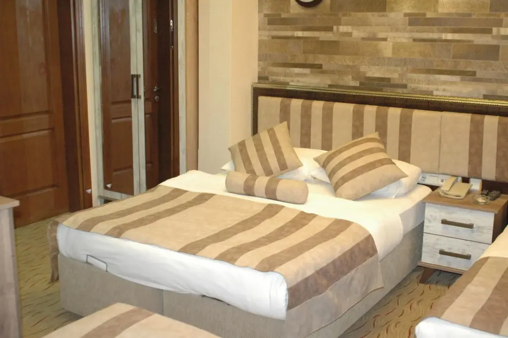 Измир: Konak Saray Hotel