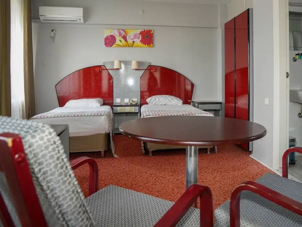 Бандырма: Hotel Eken
