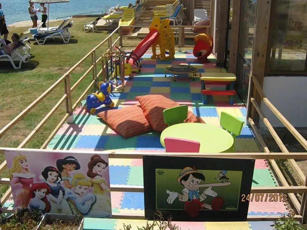 carousel image 5