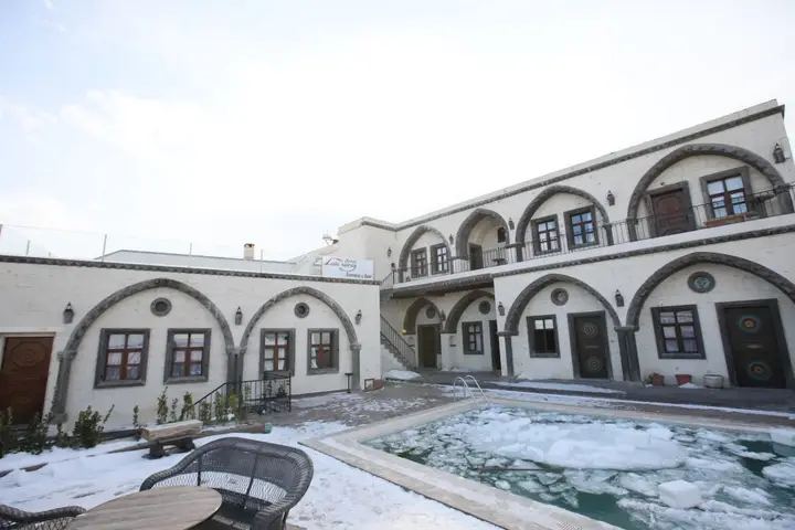 Учисар: Hotel Lalesaray