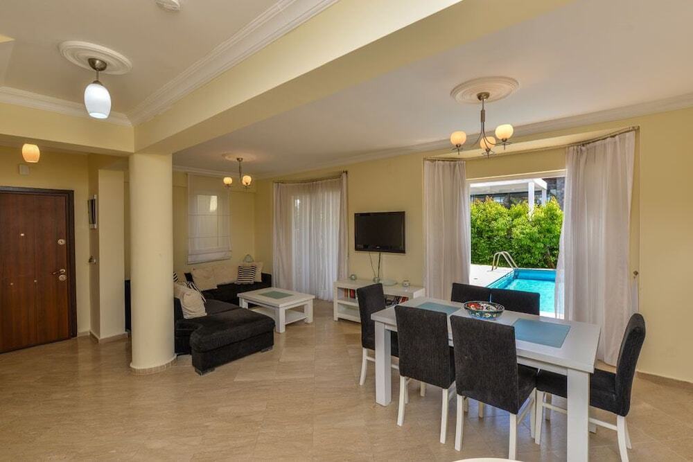 Фетхие: Sunset Beach Villas and Apartments
