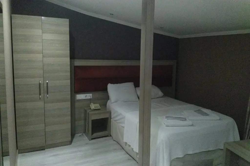 Трабзон: Mora Hotel