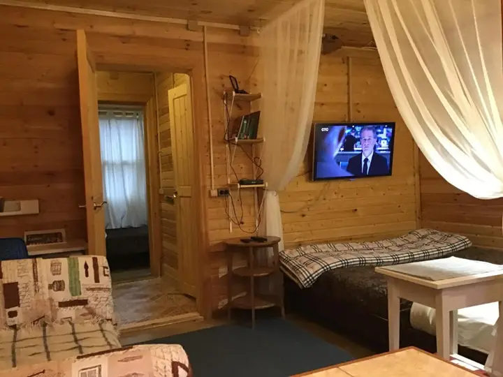 Тихвин: Гостевой Дом Викинг