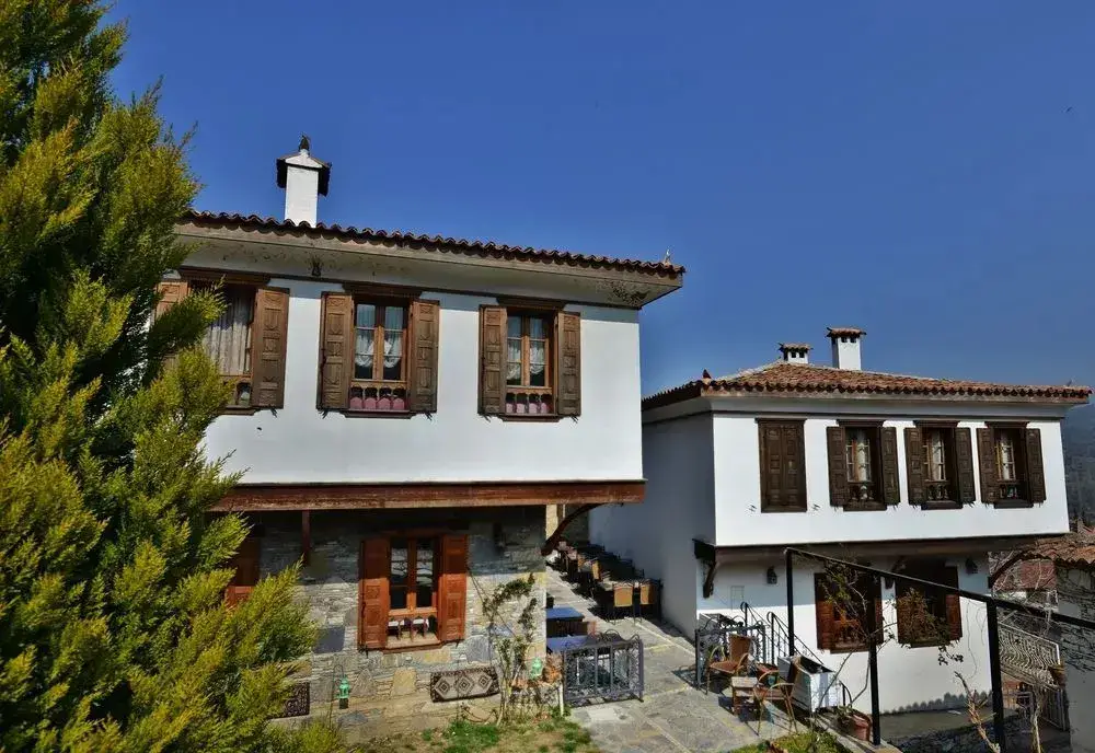 Шириндже: Efes Konaklari