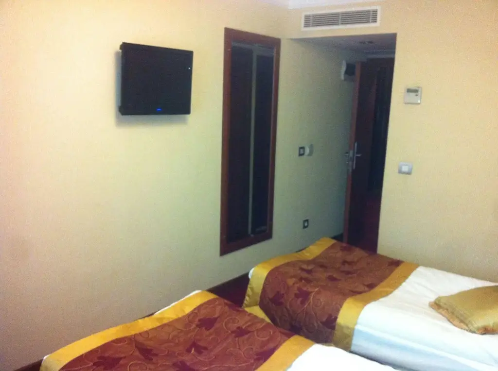 Стамбул: Hotel Linda