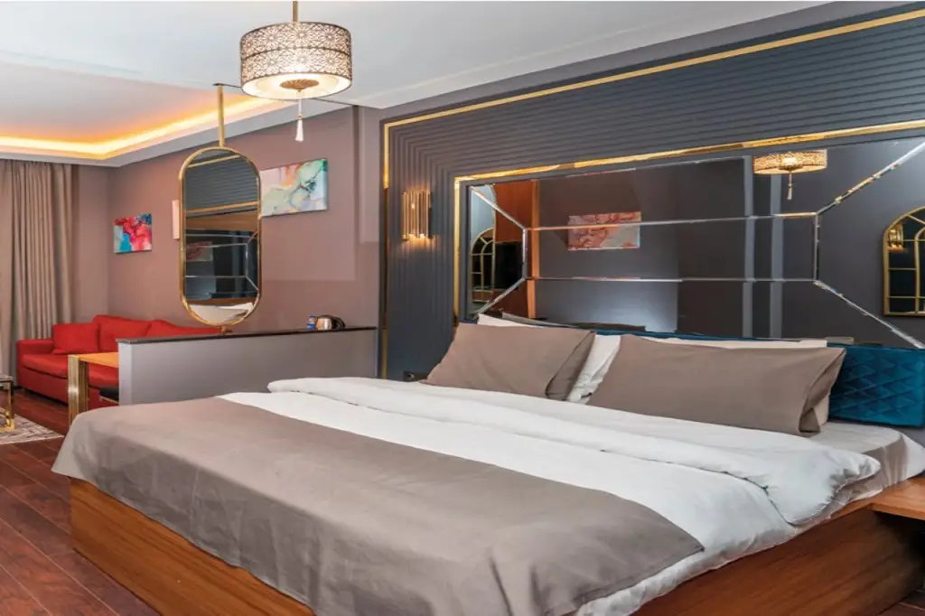 Стамбул: 216 Eagle Palace Suite