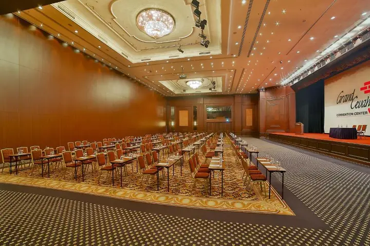 Стамбул: Grand Cevahir Hotel & Convention Center