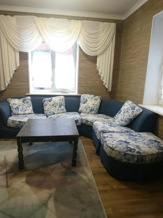 Reshetnikovo: Гостевой дом Le Chalet