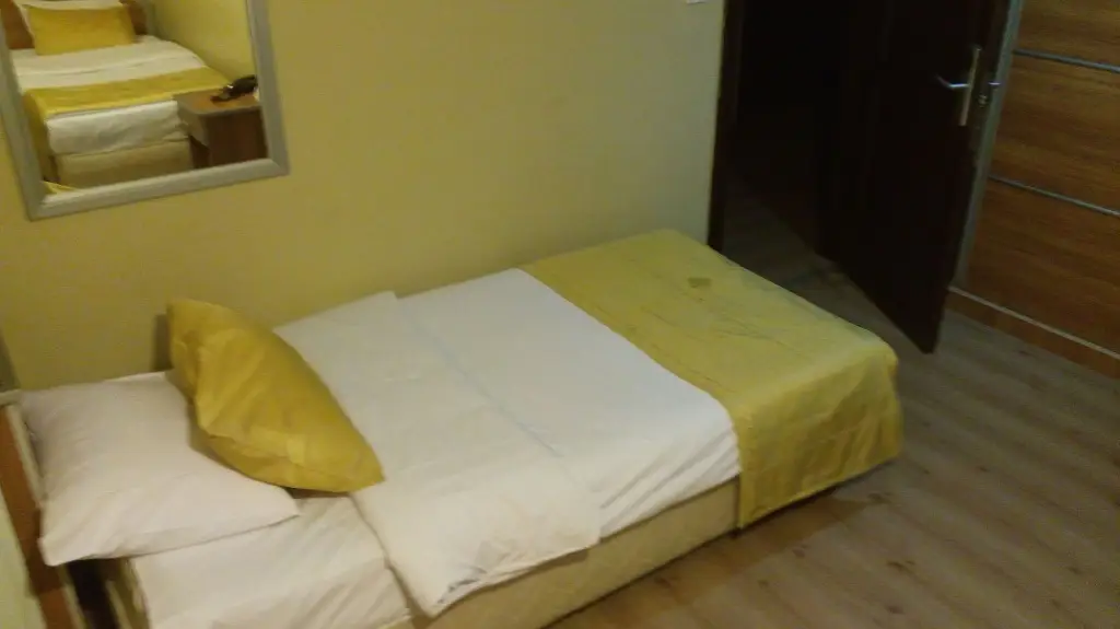 Трабзон: Demirgrand Hotel