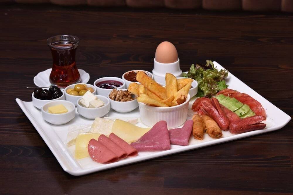 Стамбул: Rotana Hotel Resort