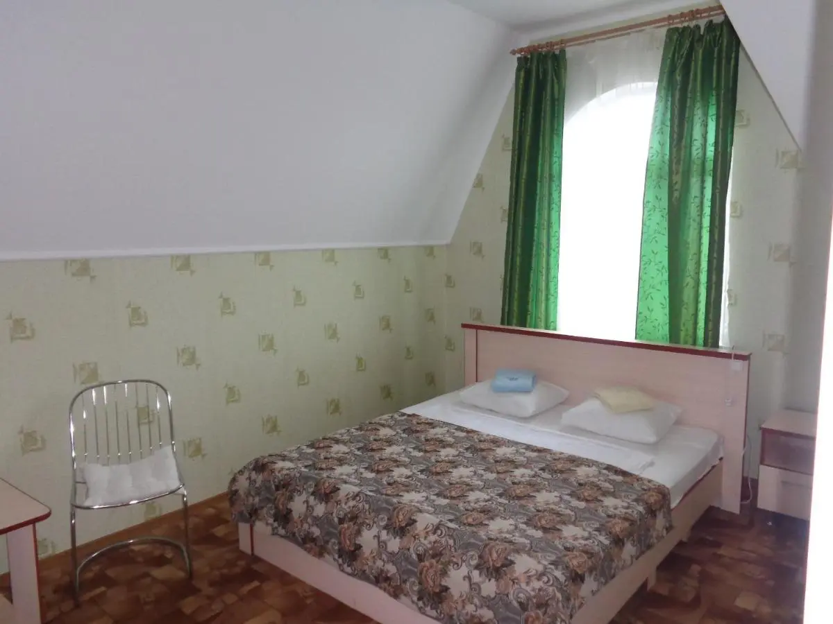 Коммунар: Guest House Izhora