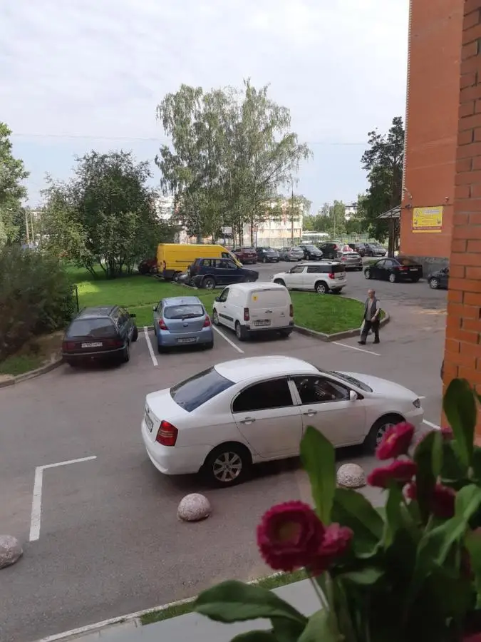 Луга: Apartment on Uritskogo 76