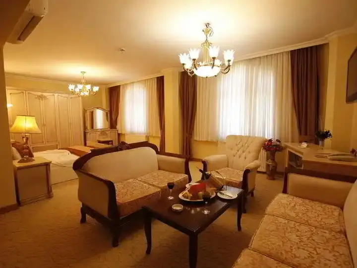 Мидьят: Matiat Hotel
