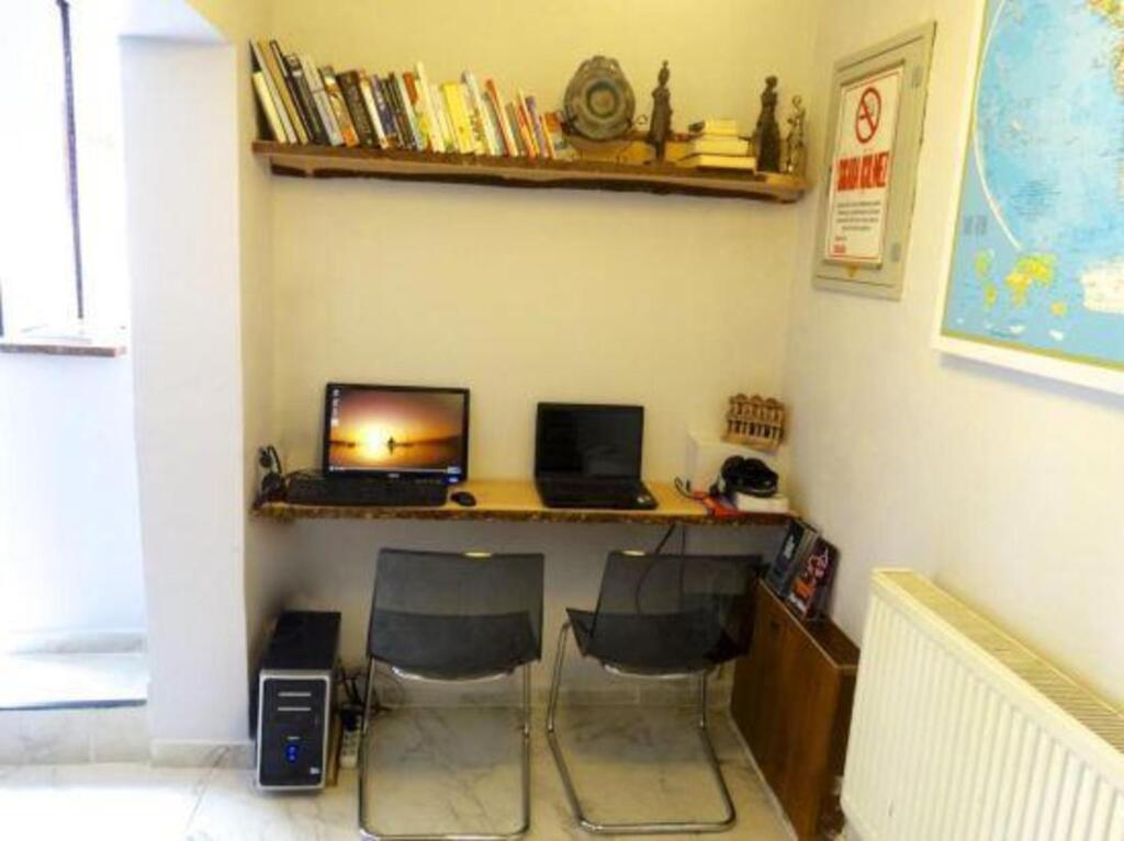 Стамбул: Avrasya Hostel