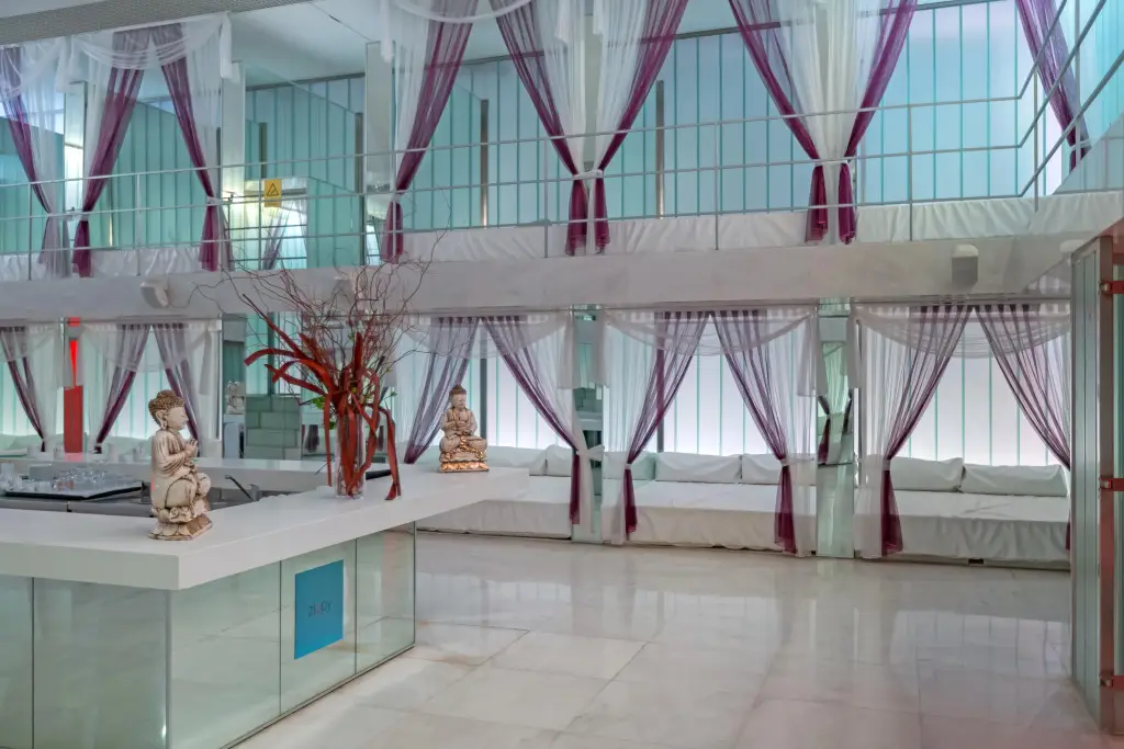 carousel image 1