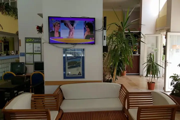 Кушадасы: Golden Moon Apart Hotel