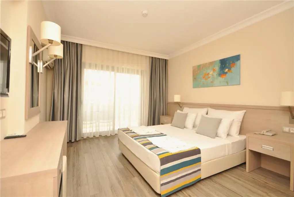 Lalila Blue Suites — фото 1