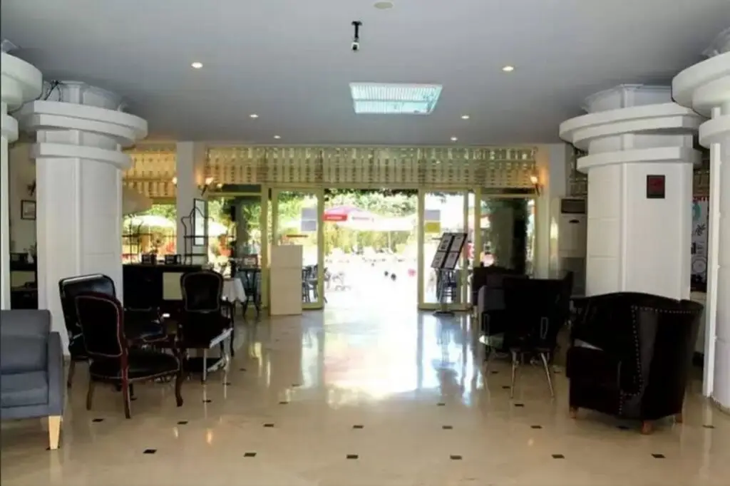 Мармарис: Grand Hotel Faros