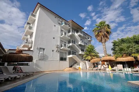 Makri Beach Hotel — фото 1