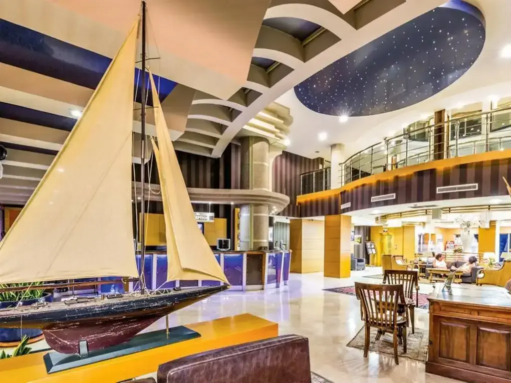 Grand Cettia Hotel — фото 1