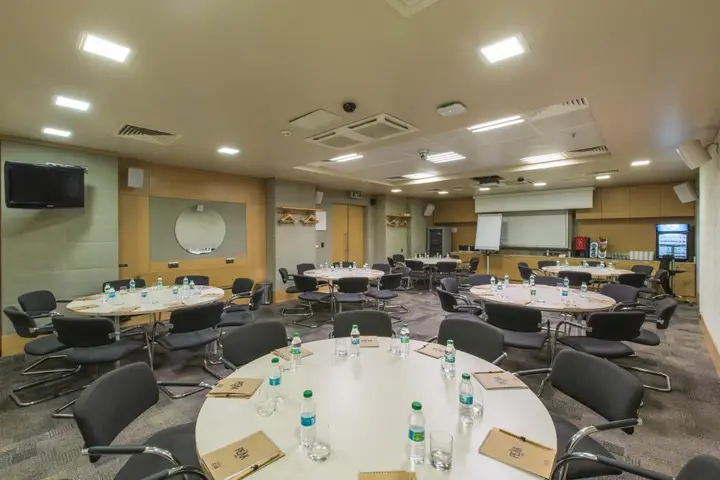 Стамбул: Отель Ramada by Wyndham Istanbul Pera