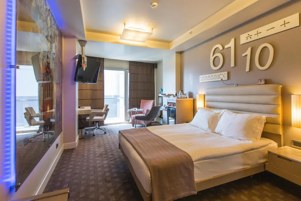 Стамбул: Отель Ramada by Wyndham Istanbul Pera
