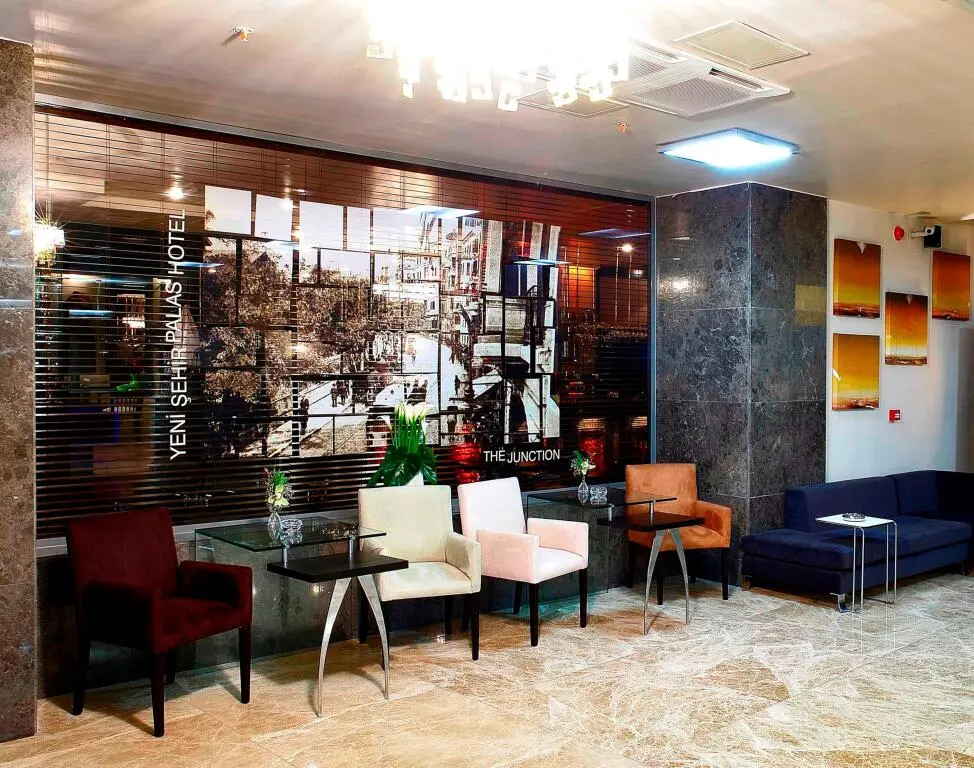 Стамбул: Отель Ramada by Wyndham Istanbul Pera