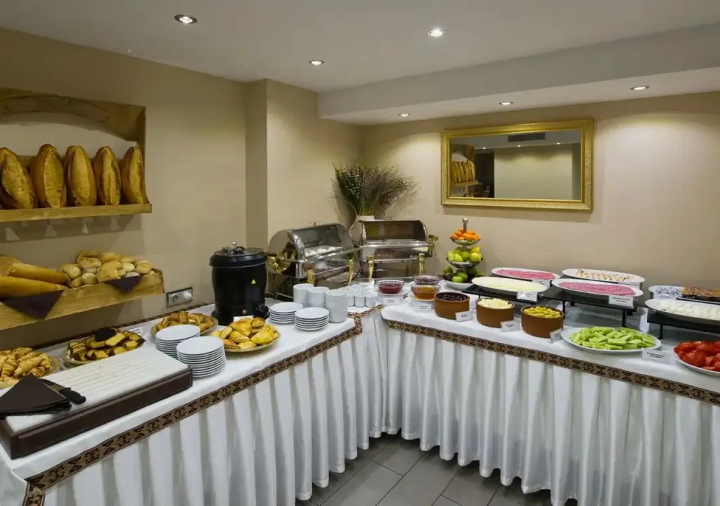 Стамбул: Hotel Olimpiyat