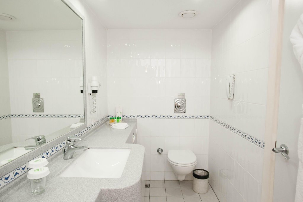 Стамбул: Holiday Inn Istanbul City by IHG