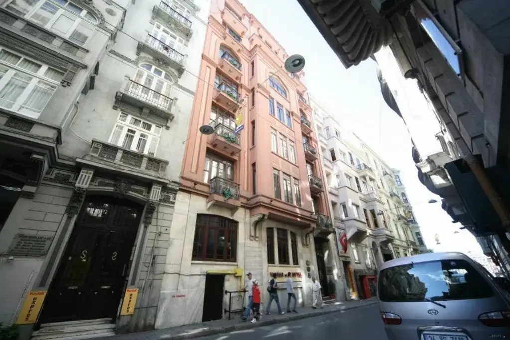 Стамбул: Vardar Palace Hotel - Special Class
