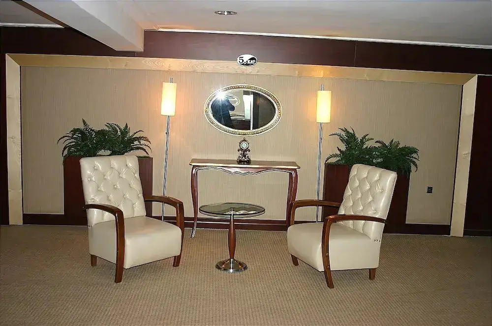 Сивас: Sivas Buyuk Hotel