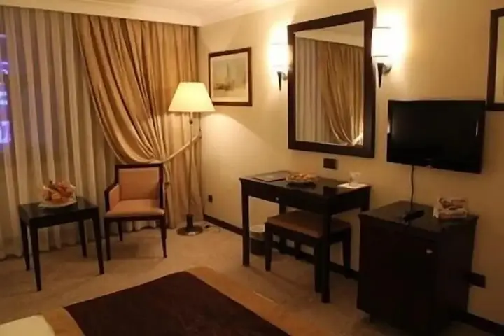 Сивас: Sivas Buyuk Hotel