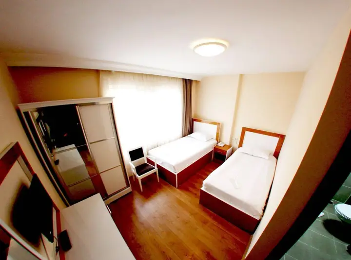Дюздже: Otel Duzce