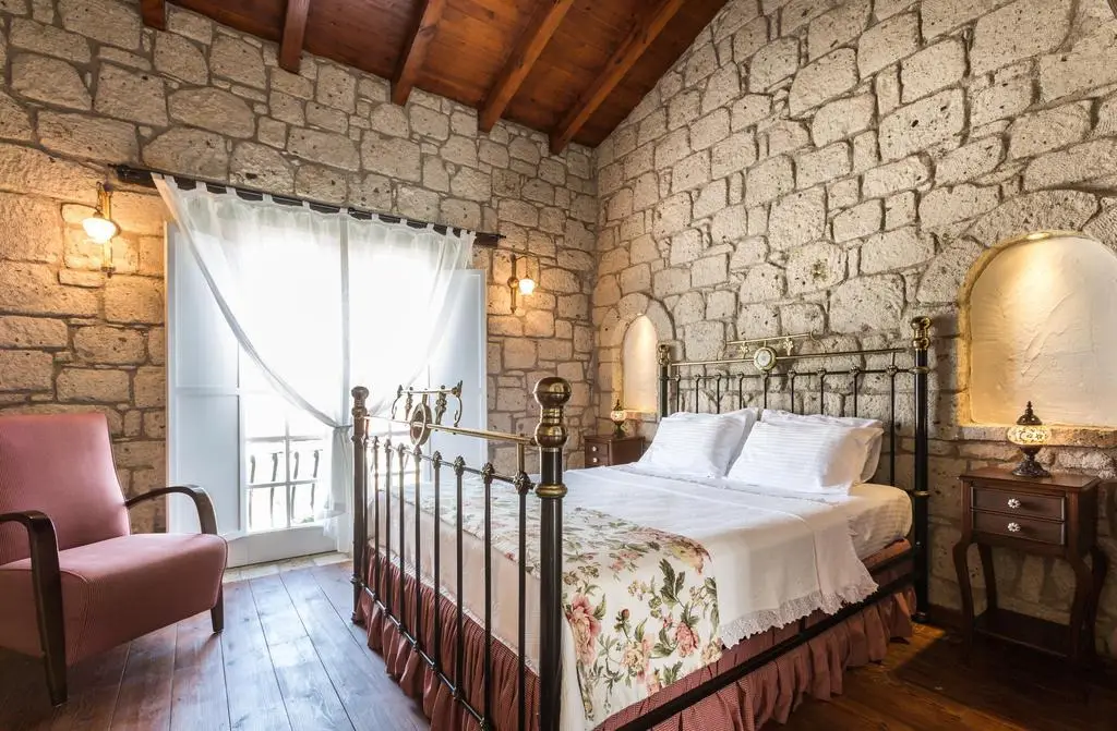 Чешме: Asma Han Hotel