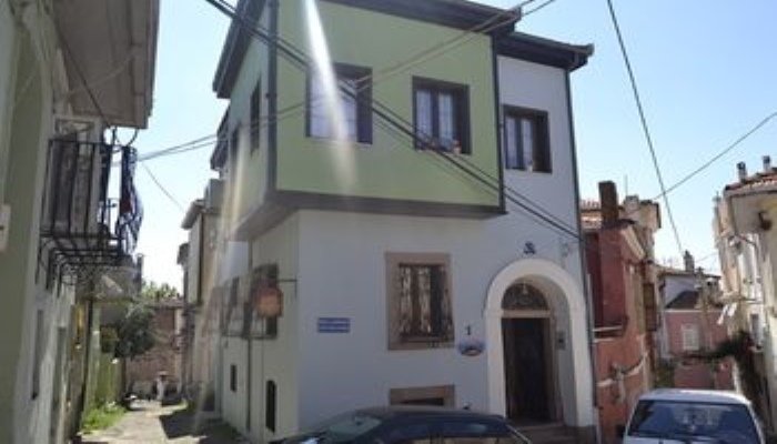 Айвалык: Sato Pension