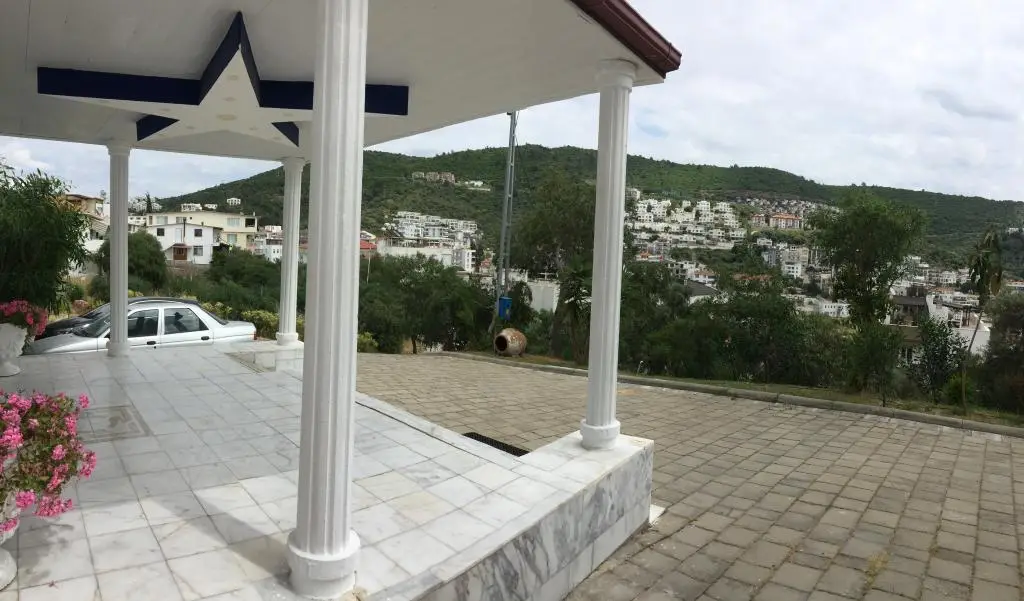 Гюллюк: Ikont Hotel