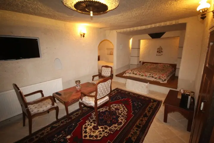 Гёреме: Local Cave House Hotel