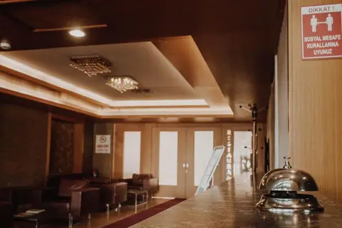 Nüzhet Hotel — фото 1