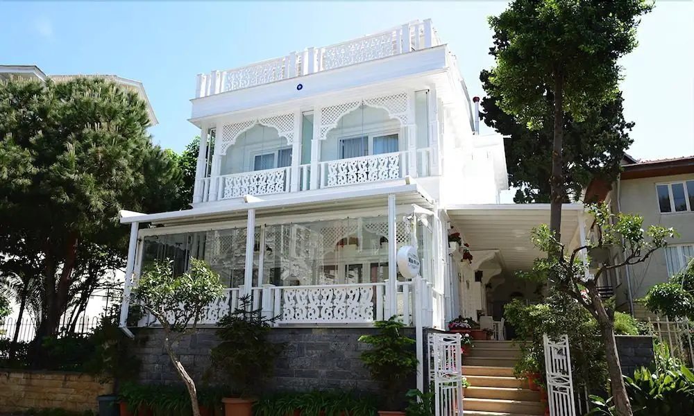 Бююкада: White Palace Otel