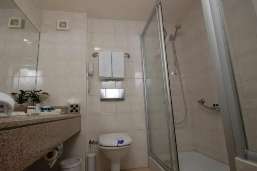 Анкара: Class Hotel